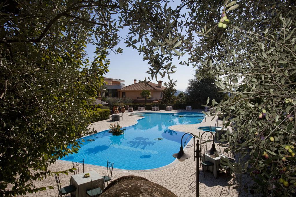 Albergo Ristorante Uliveto Veroli Exteriör bild