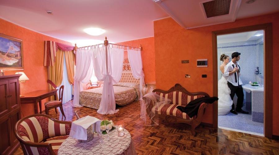 Albergo Ristorante Uliveto Veroli Exteriör bild